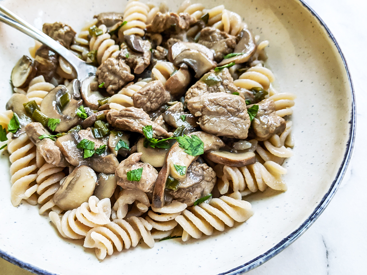 Easy Paleo Beef Stroganoff (AIP & low-FODMAP)